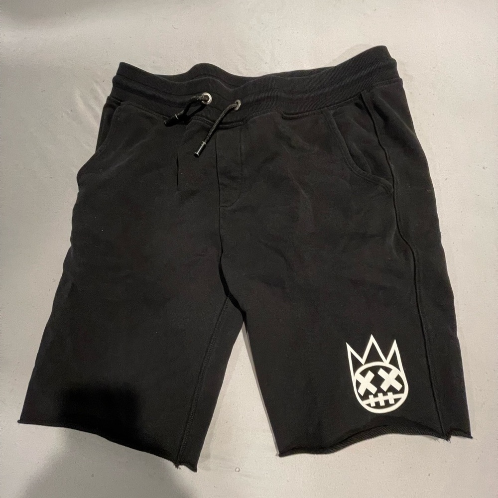 Black shorts, cult of individuality